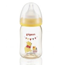 Pigeon SofTouch Peristaltic Plus Winnie The Pooh 160ml Feeding Bottle 